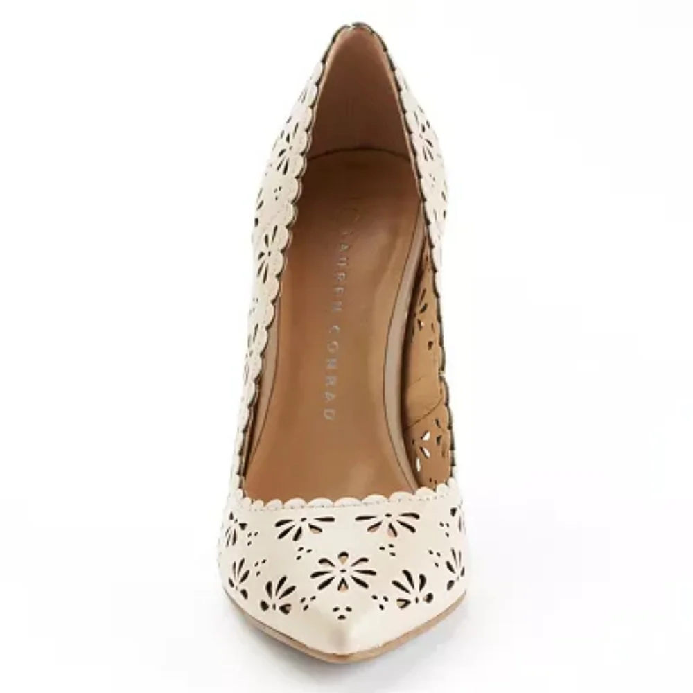 Floral Cutout High Heels - Picture 1 of 4
